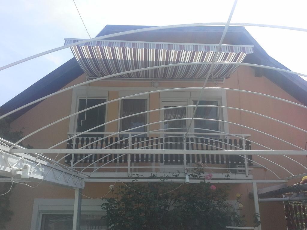 Friends Villa Apartments Hévíz Exterior foto